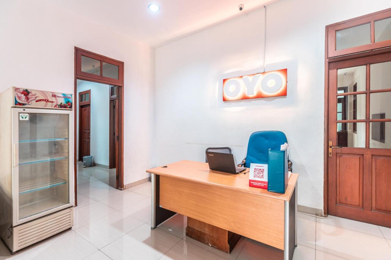 Oyo 1990 Kost Kuningan Executive Boading House Setiabudi Yakarta Exterior foto