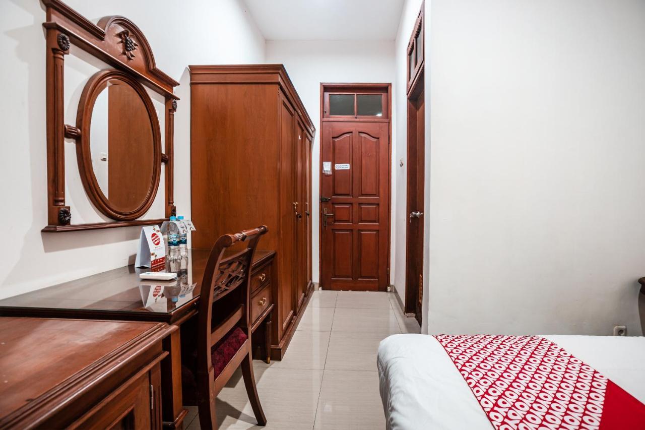 Oyo 1990 Kost Kuningan Executive Boading House Setiabudi Yakarta Exterior foto
