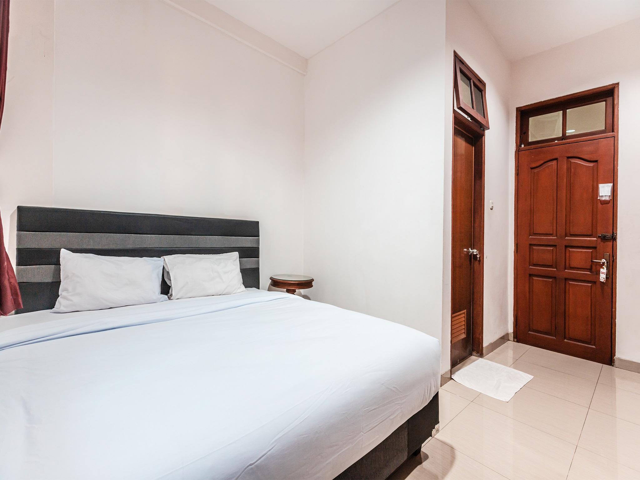 Oyo 1990 Kost Kuningan Executive Boading House Setiabudi Yakarta Exterior foto