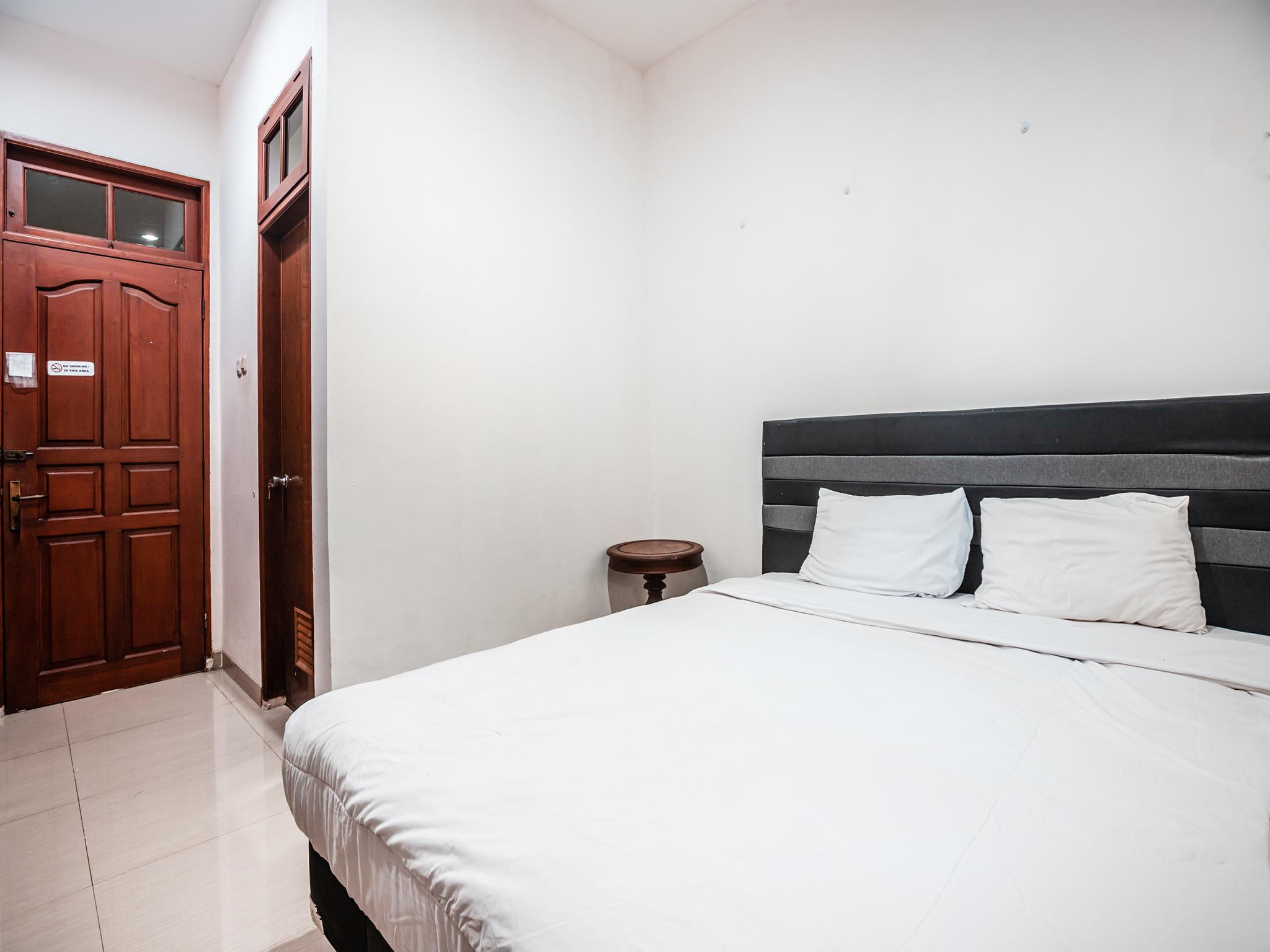 Oyo 1990 Kost Kuningan Executive Boading House Setiabudi Yakarta Exterior foto
