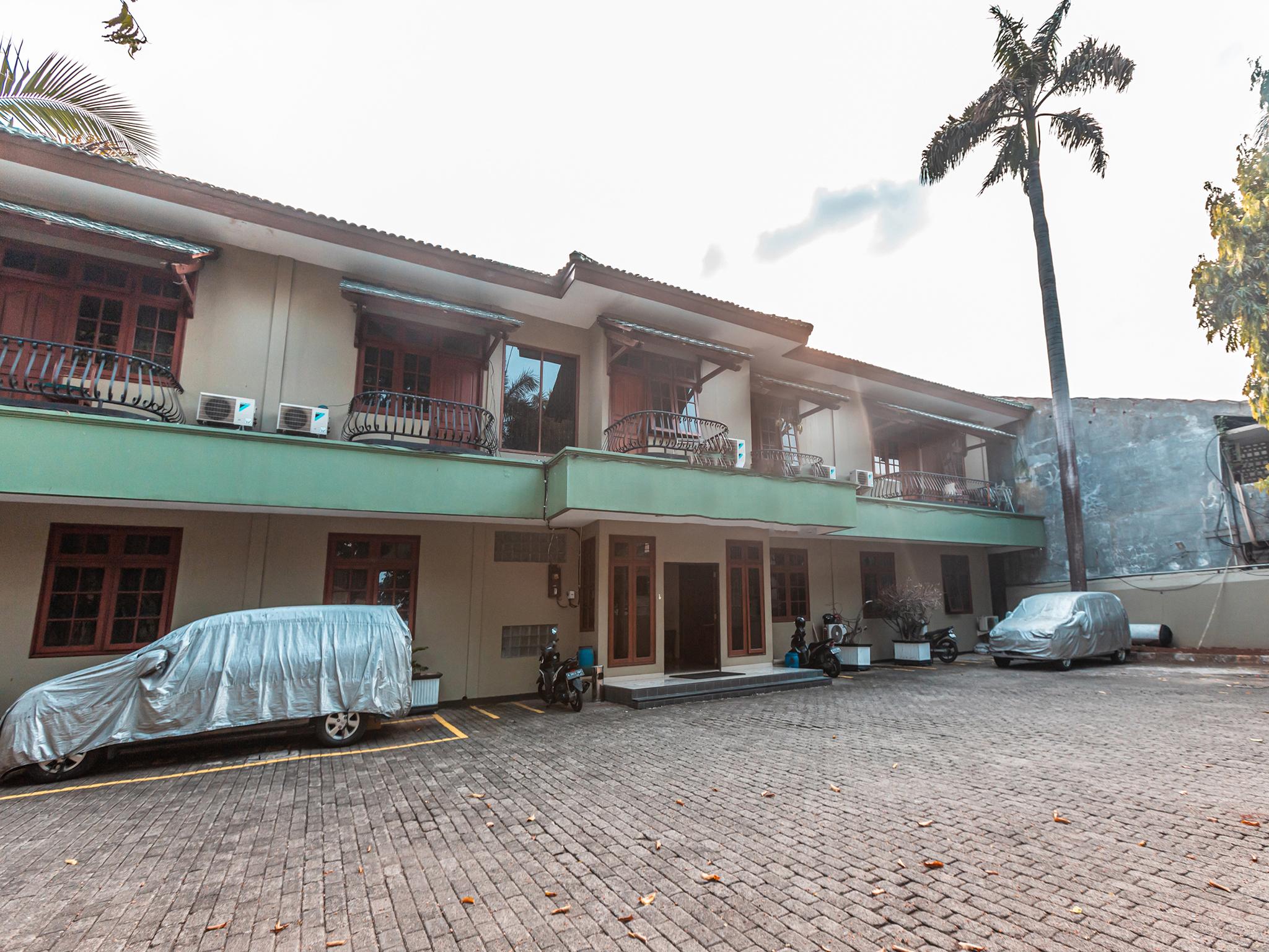 Oyo 1990 Kost Kuningan Executive Boading House Setiabudi Yakarta Exterior foto